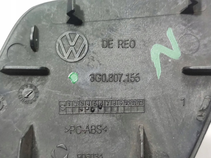 VOLKSWAGEN PASSAT B8 LIFT BOUCHON CROCHET PARE-CHOCS AVANT 3G0807155