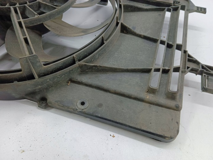 FORD C-MAX II 2012 ÉLECTRIQUE VENTILATEUR RADIATEUR