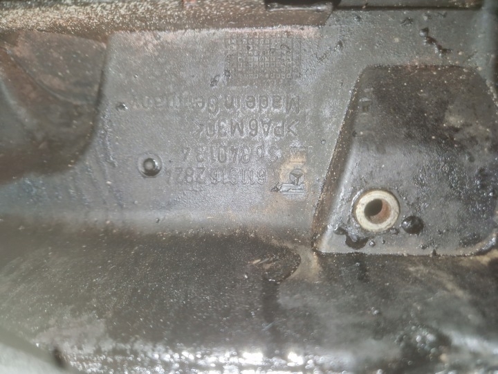 MERCEDES SPRINTER 2.2 CHÂSSIS COUVERCLE DE SOUPAPES A6110162824