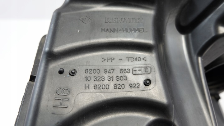 RENAULT MEGANE III 1.5 DCI CHÂSSIS FILTRE AIR 8200947663E