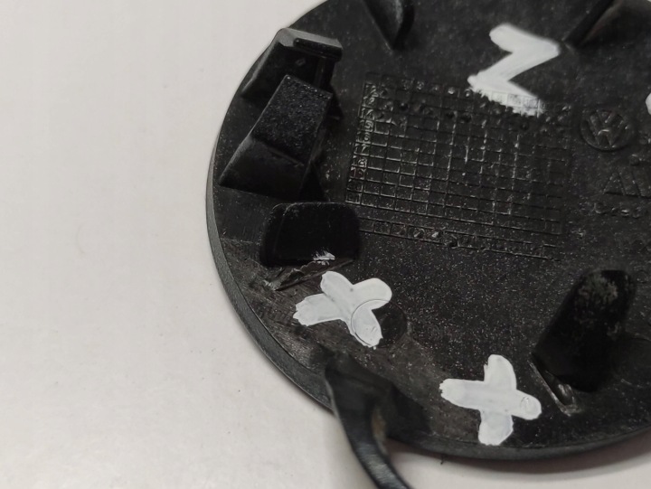 VW GOLF VII 7 BOUCHON CROCHET PARE-CHOCS AVANT 5G0807241