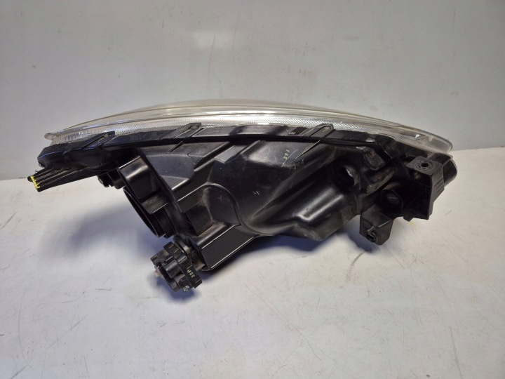 TOYOTA AYGO I 05- ENDOMMAGÉE GAUCHE PHARE AVANT