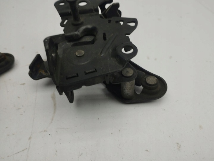 BMW 7 F01 F02 F03 F04 SERRURE CAPOTS 2009 7206453