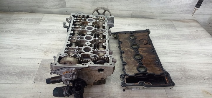 AUDI A4 B6 2.0 ALT CULASSE 06B103127N