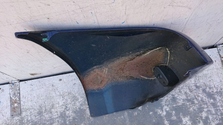 TOYOTA RAV 4 II 2 ANGLE PARE-CHOCS DROIT ARRIÈRE