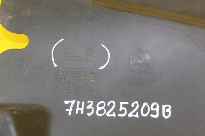 PROTECTION CHÂSSIS VW TRANSPORTER T5 7H3825209B