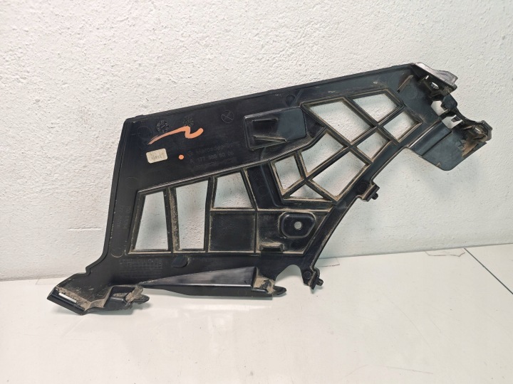 MERCEDES-BENZ A CLASSE W177 AMG GLISSIÈRE PARE-CHOCS DROIT AVANT A1778858005