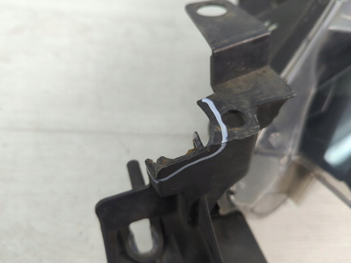 PHARE AVANT GAUCHE CÔTÉ MAZDA 6 3 2012 13426