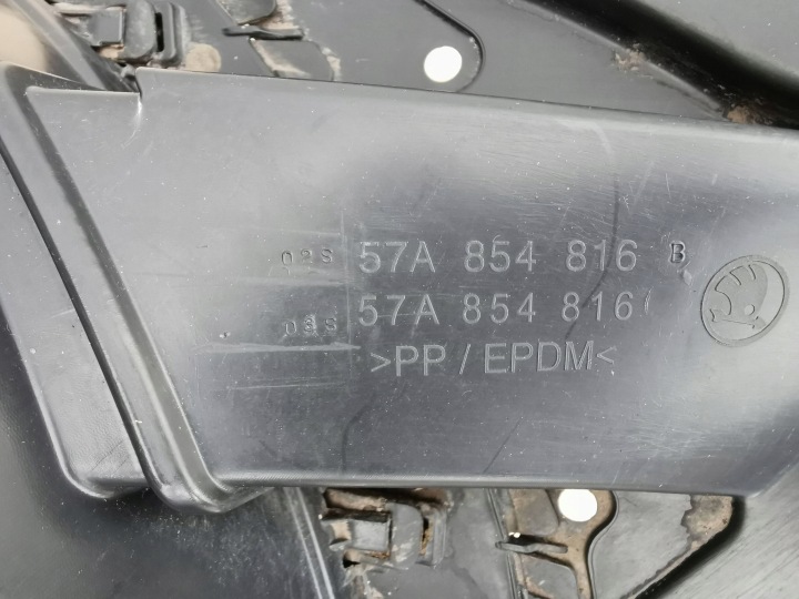 SKODA KAROQ 57A 17- PASSAGE DE ROUE AVANT DROIT PIÈCE AVANT 57A854816