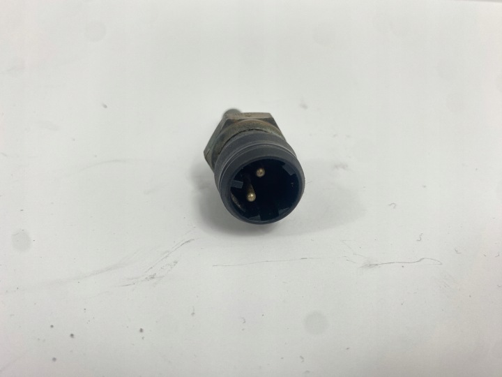 CAPTEUR TEMPÉRATURE EAU PLYNOW MERCEDES W140 W124 0095423517 0824121040