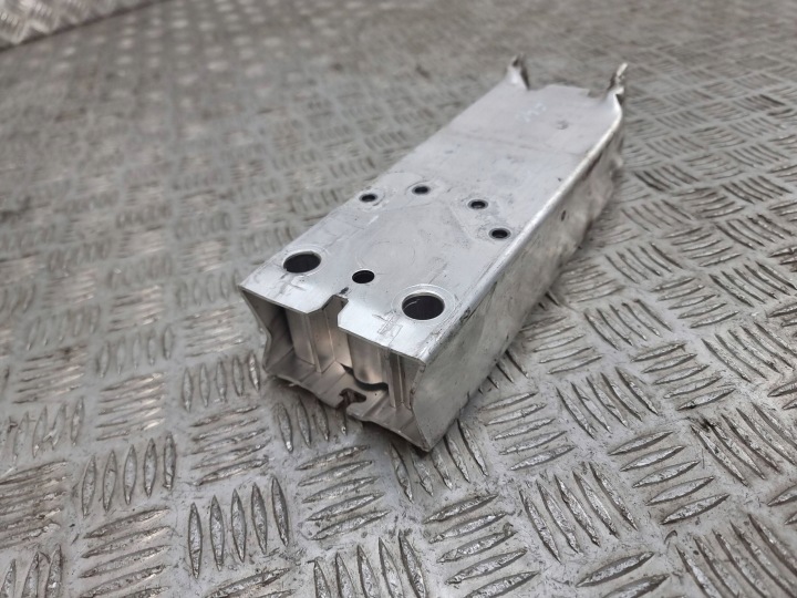 BMW 1 F40 2022 AVANT CÔTÉ DROITE DÉFLECTEUR AMORTISSEUR PARE-CHOCS AVANT