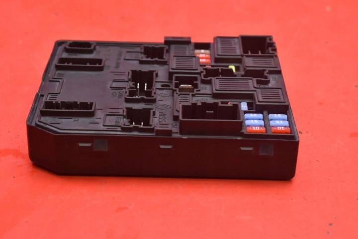 BOÎTE FUSIBLES FUSIBLE 284B73ZL0A NISSAN PULSAR C13 1.2 DIG-T 116 KM 14