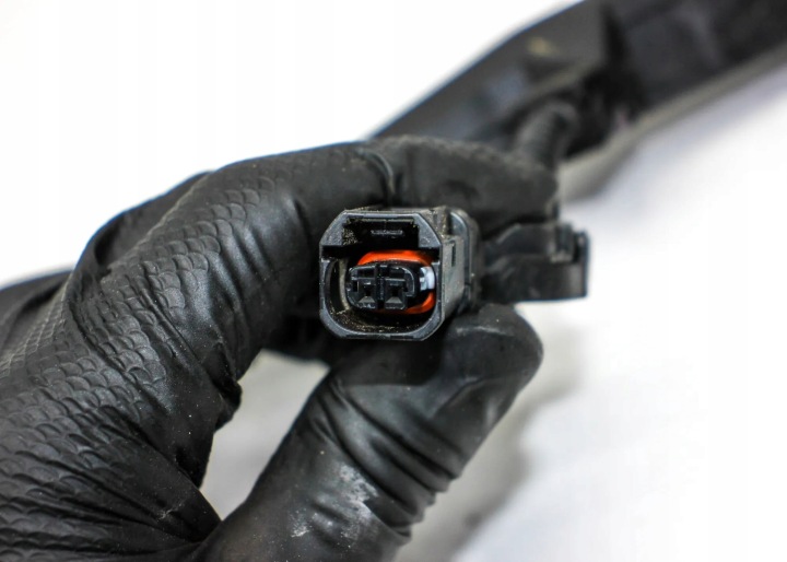 CONDUITES DE DÉRIVATION D'INJECTION TOYOTA COROLLA TREK 82125F4020 33154802 2.0L 130KW 2022