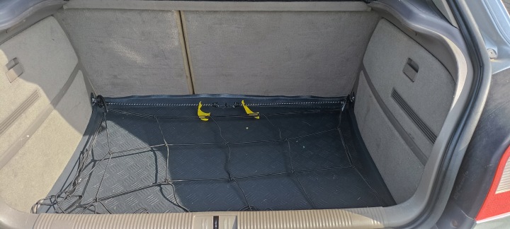 GRILLE PROTECTRICE VERS COUVERCLES DE COFFRE 250 X 250 CM