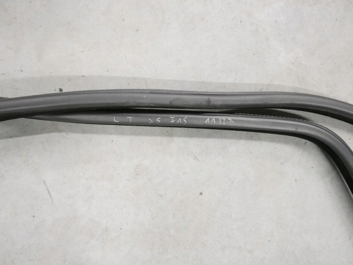 BMW X5 F15 JOINT D'ÉTANCHÉITÉ PORTES ARRIÈRE GAUCHE 7289639