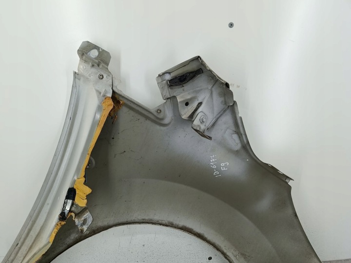 AILE GAUCHE AVANT FORD KA II F9