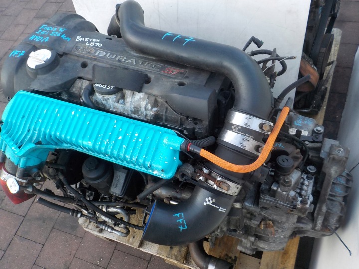 FORD FOCUS II MK2 06R ST 2.5 T 226KM MOTEUR HYDA COMPLET FILM