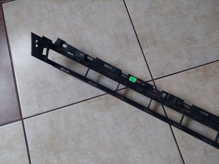GRILLE PARE-CHOCS CENTRALE AUDI A5 F5 8W 8W6 S-LINE