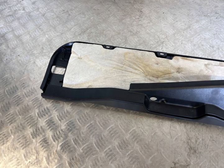 GARNITURE COUVERCLES DE COFFRE COUVERCLES DE COFFRE BMW X5M E70 7177379
