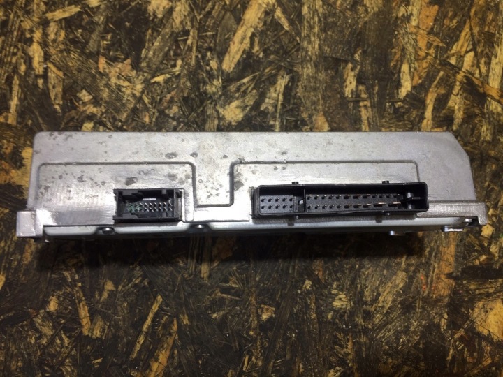 AUDI A4 B8 A5 8T AMPLIFICATEUR BANG OLUFSEN 8T0035223S