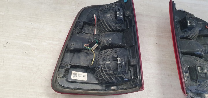 DODGE RAM DT 5 V 1500 PHARES PHARE ARRIÈRE ARRIÈRE GAUCHE DROITE ORIGINAL 19-25R