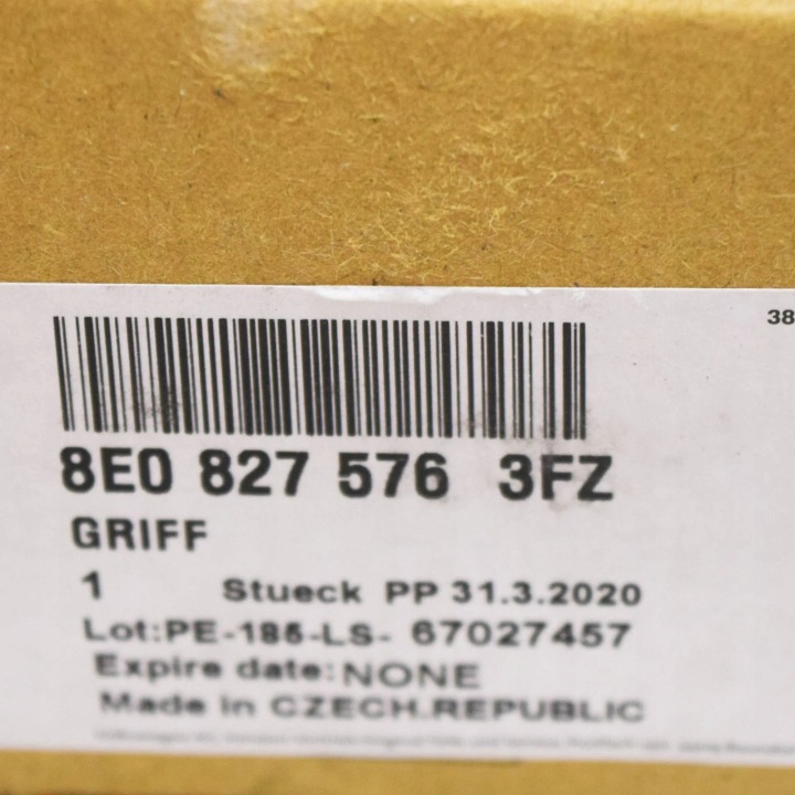 AUDI A4 B6 MOULURE CONTREVENTEMENT ARRIÈRE COUVERCLES DE COFFRE 8E08275763FZ ORIGINALE