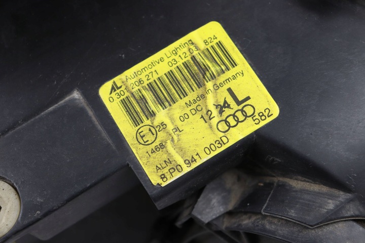 AUDI A3 8P PHARE AVANT GAUCHE AVANT XÉNON 8P0941003D 0301206271 EUROPE