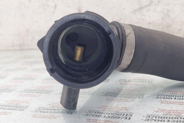 TUYAU REFROIDISSEMENT VW TOUAREG (7LA, 7L6, 7L7) 7L6122291A 4.9L DIESEL 120KW