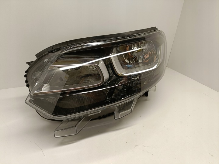 PHARE GAUCHE PROJECTEUR CITROEN JUMPY SPACETOURER 16- OPEL VIVARO C 19-
