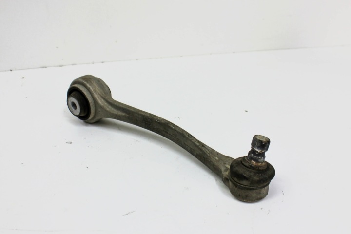 BRAS DE SUSPENSION SUPÉRIEUR AVANT DROIT AUDI A4 (8W2, B9) 8W0407510 2.0L GASOLINE 183KW