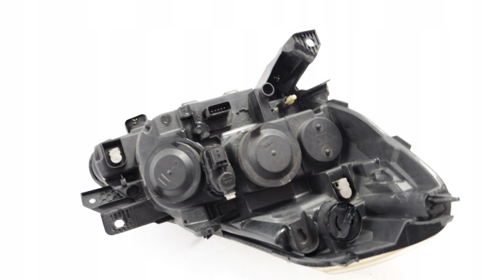 RENAULT CLIO III LIFT PHARE GAUCHE AVANT 8200892493