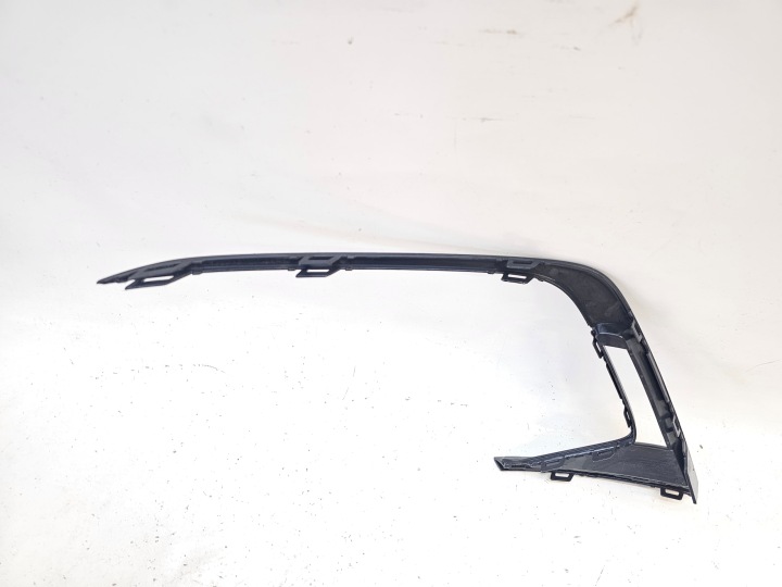 MOULURE GRILLE PARE-CHOCS GAUCHE AUDI A3 S-LINE 8Y 8Y0 20-24 AVANT 8Y0807533