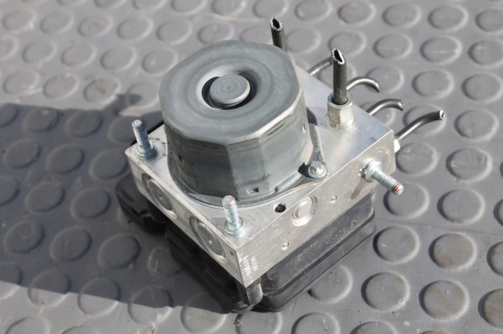 POMPE DE FREIN ABS 56110-61MH0 SUZUKI SX4 S-CROSS LIFT 1.0 16-21