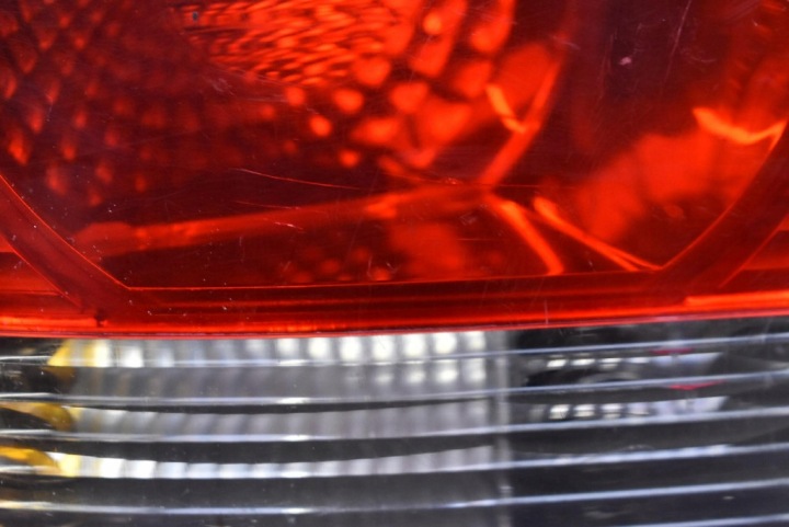 PHARE GAUCHE ARRIÈRE ARRIÈRE 1T0945095C VW TOURAN 1 I 03-06