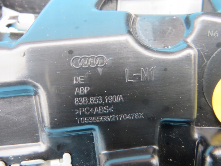 AUDI Q3 83A DÉCOR MOULURE TABLEAU DE BORD INSTRUMENTATION