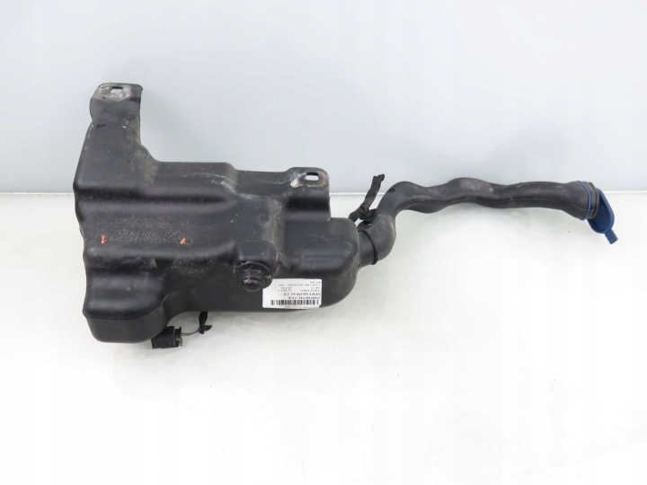 RÉSERVOIR LAVE-GLACES MERCEDES W176 A2468690020