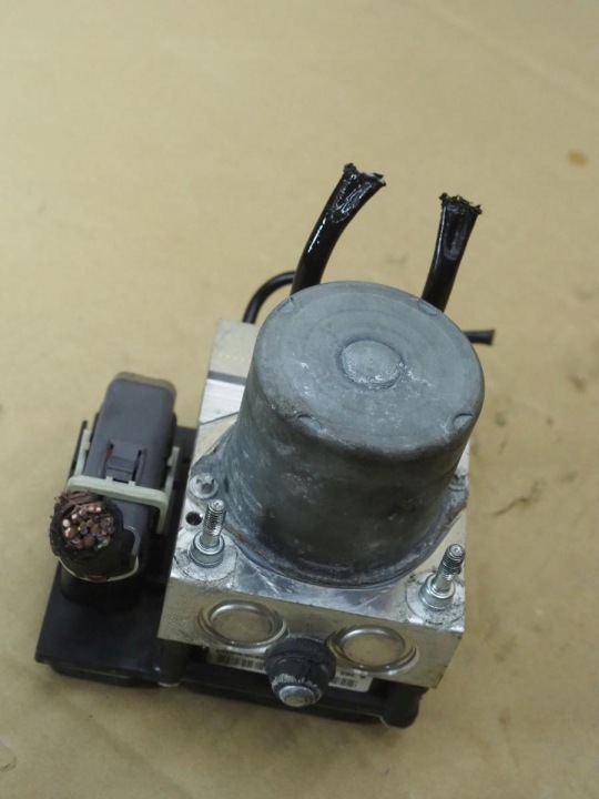 JAGUAR OE 8X23-2C405-EE POMPE ABS