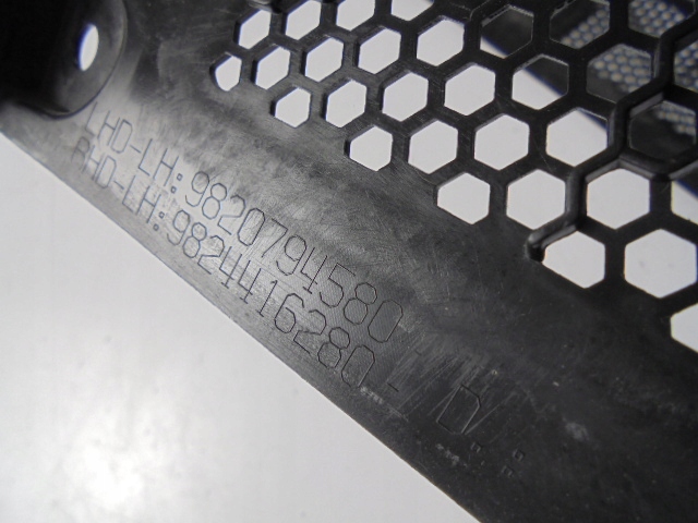 DOUBLURE DE PASSAGE DE ROUE OPEL CORSA F 20R.