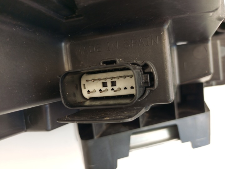 FORD KUGA MK3 2019- PHARE COMPLET LED AVANT GAUCHE GAUCHE AVANT LV4B-13E017-AP