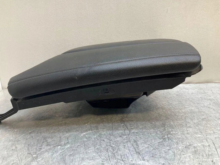INSERT ACCOUDOIR ADAPTATEUR TÉLÉPHONE PRISE ALLUME-CIGARES BMW F10 F11 EUROPE