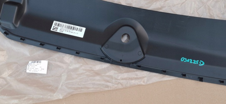 AUDI A4 B9 PROTECTION REVÊTEMENT PANNEAU AVANT NEUF ORIGINAL 8W0807081F
