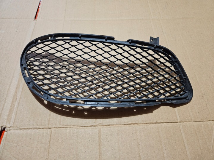 GRILLE PARE-CHOCS GAUCHE DROITE MERCEDES CLS W218 AMG
