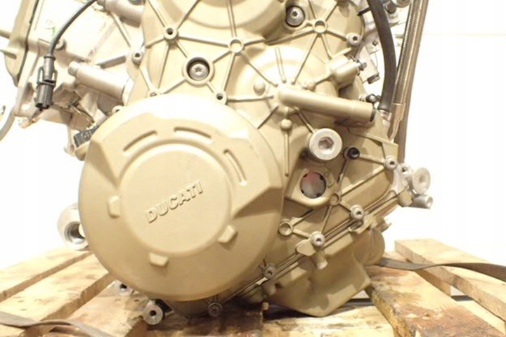 DUCATI MULTISTRADA V4S 1200 2021R MOTEUR 2180 KM