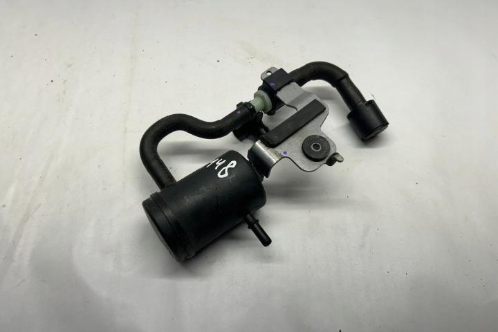 SÉPARATEUR D'AIR FORD USA MUSTANG COUPÉ FR3C6J003AB 2.3L GASOLINE 233KW 2018