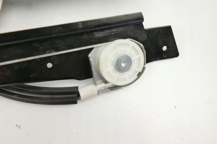 ÉLÉVATEUR VITRES PORTES GAUCHE AVANT AUDI TT COUPÉ 8N3 AUDI TT 8N9 8N0837461