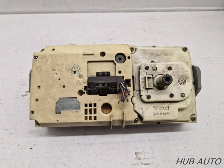COMPTEUR TABLEAU DE BORD COMPTEUR DE VITESSE VW POLO II 2 86C 89-94R 87001238