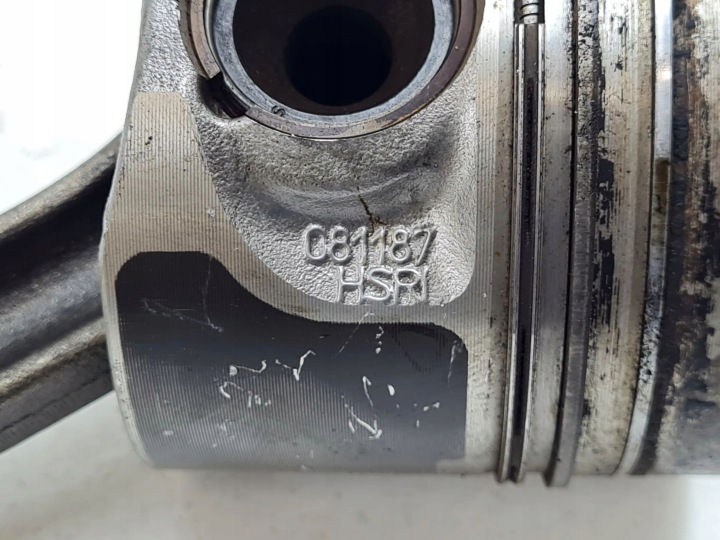 2010 VOLKSWAGEN PASSAT B6 PISTON AVEC BIELLE 081187