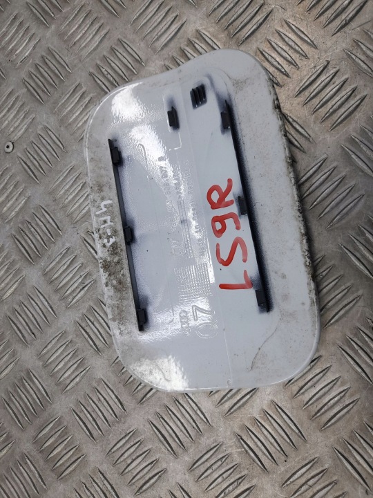 AUDI Q7 4M 4M0809907B AVEC ARRIÈRE CLAPET GOULOTTE DE REMPLISSAGE CARBURANTS