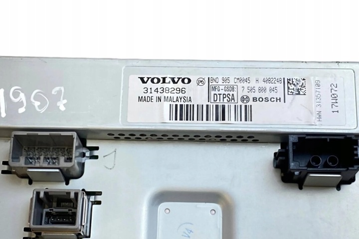 ÉCRAN NAVIGATION VOLVO V40 CROSS COUNTRY (526) 31438296 2.0L DIESEL 84KW