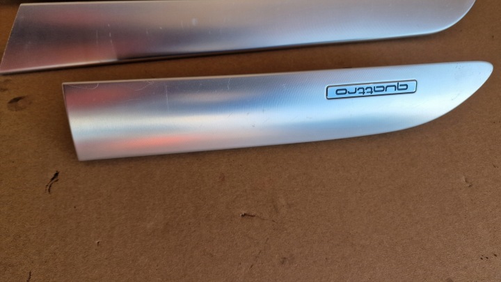 BAGUETTES DÉCORATIF DÉCORS PORTES CONSOLES ALUMINIUM S-LINE AUDI A6 C6 4F1853190